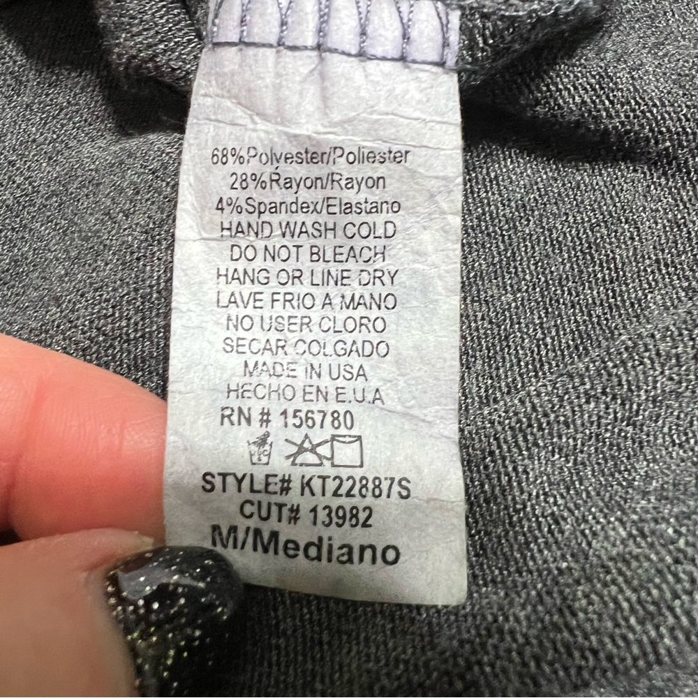Ladies Revelation brand “flip” Sweater size medium - Picture 9 of 13